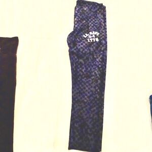 NWT Women's Under Armor Pixel Print U.S. Navy Capri